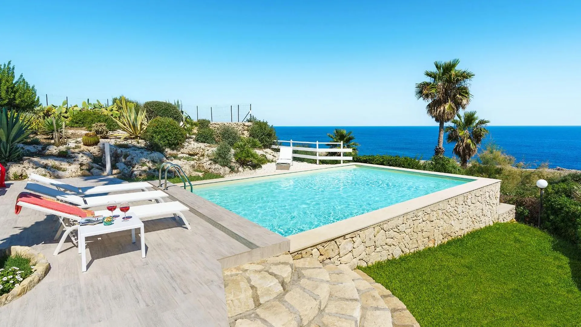 Villa Del Mito Plemmirio 0*,  Italië